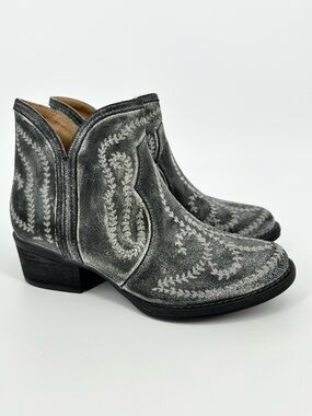 Sterling River Leather Embroidered Ankle Boots